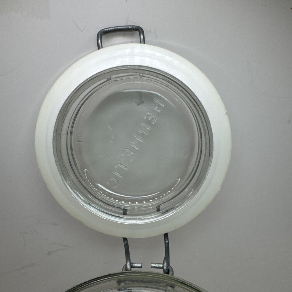 2 Carlton Glass Jar Canister 10” & 9” Bail Lid Strawberries 2 L 1.5 L USA - Picture 8 of 16